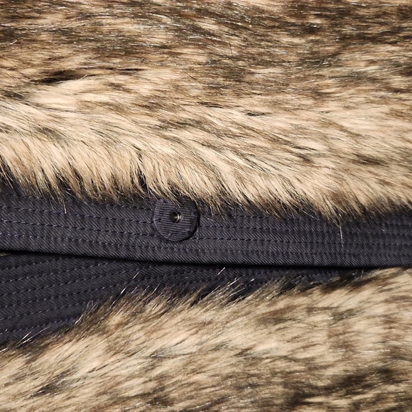 Rebecca Taylor Silk Lining Faux Fur Vest Size M - Picture 5 of 7